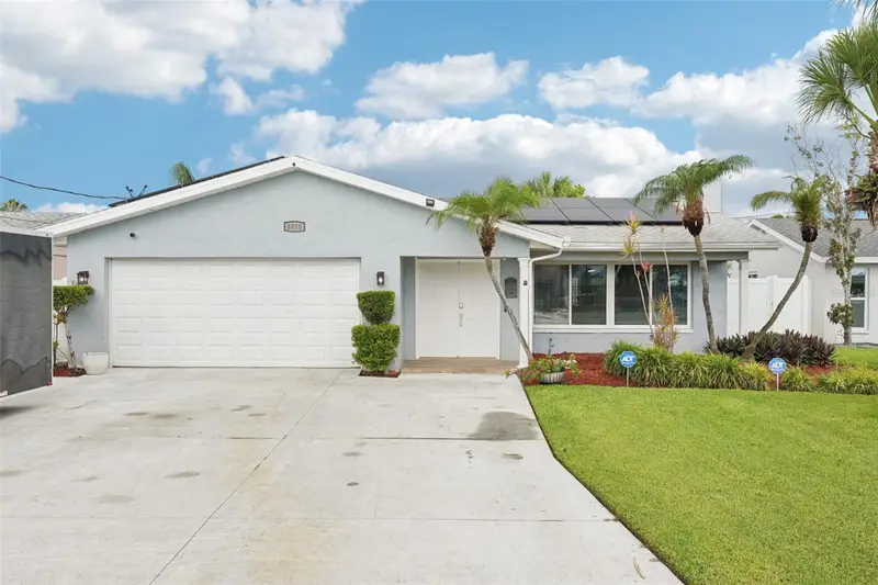 6010 Bayou Grande Blvd Ne, FL