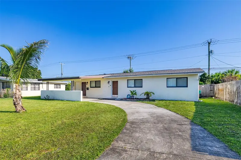 932 Glenmore Cir, FL