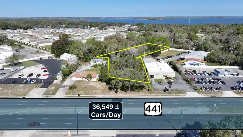1602 E Main St, FL