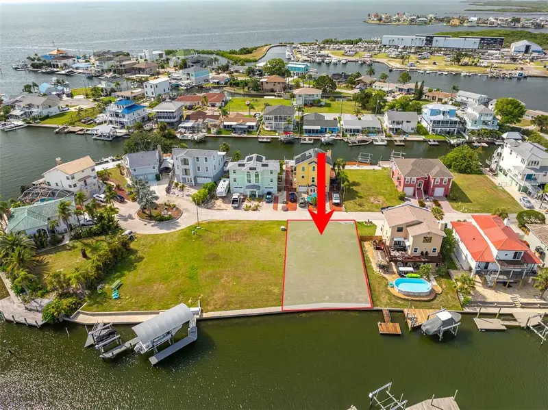 6520 Louise Ct, FL