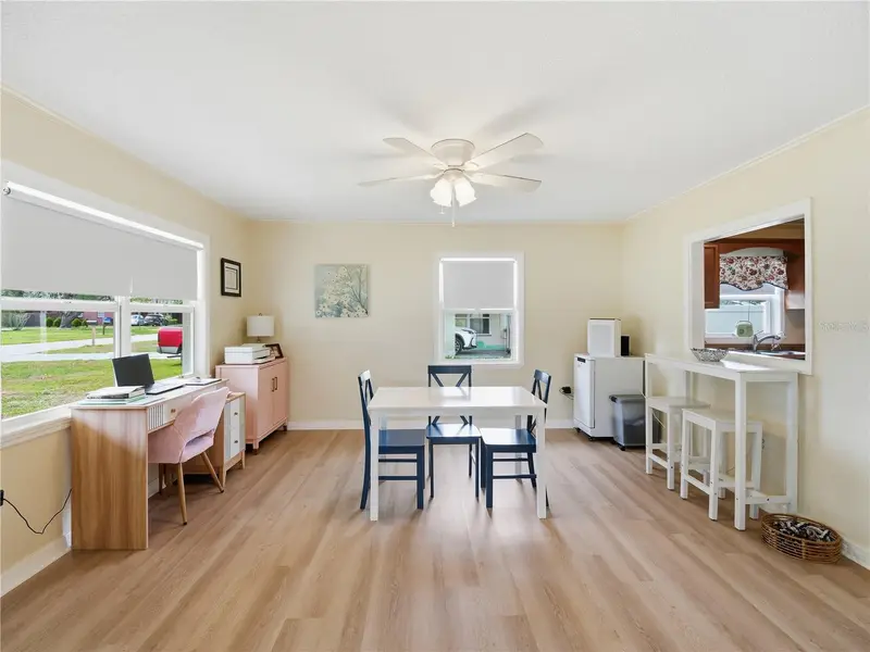 332 Illinois Ave, FL