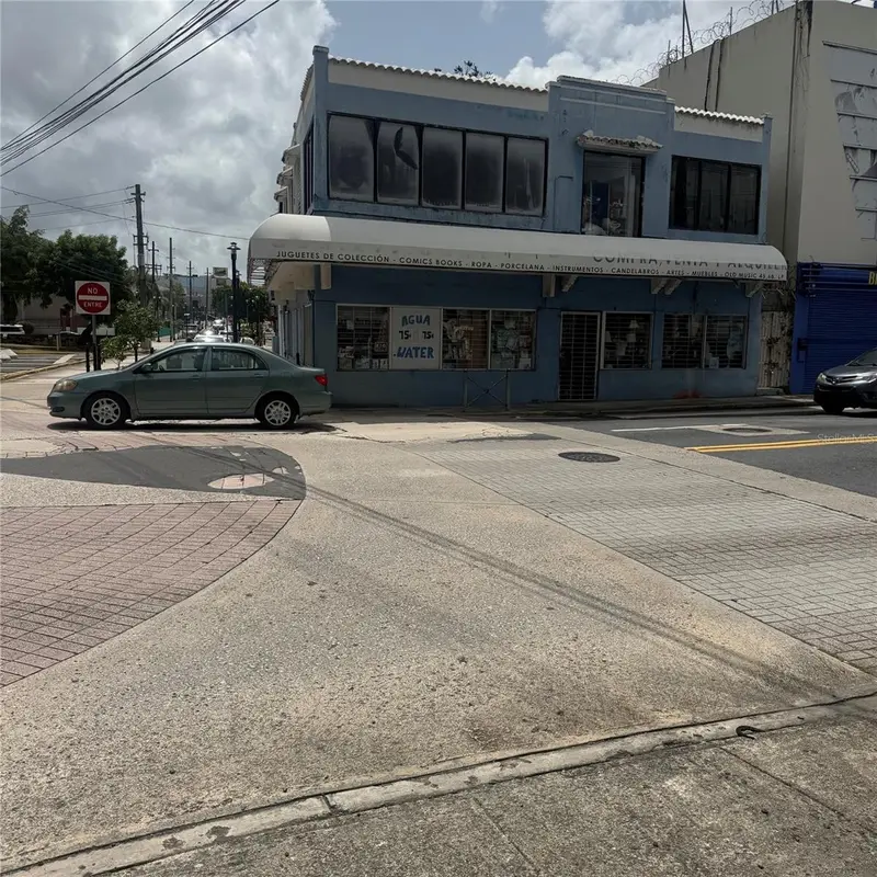 Ave. Comerio Esq. Betances, PR