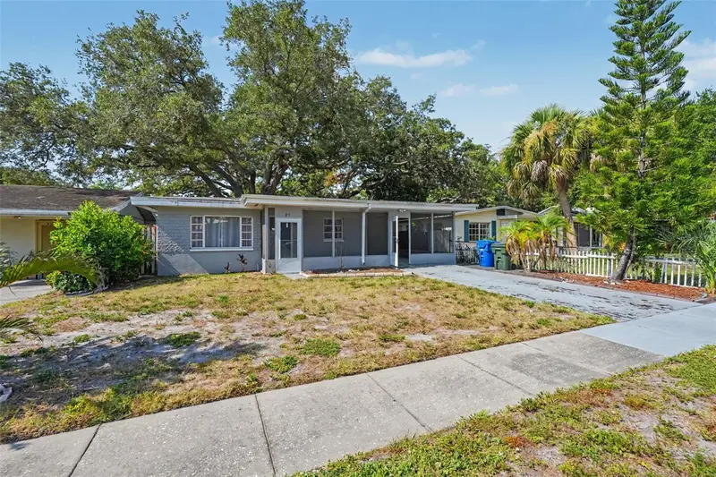 29 6th Ave Se, FL