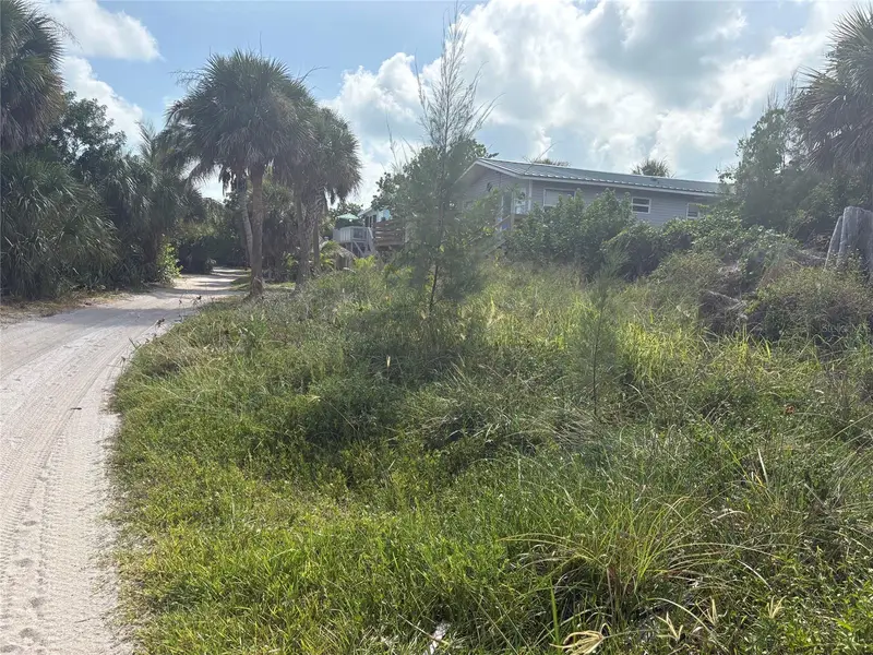 8990 Seagrape Ln, FL