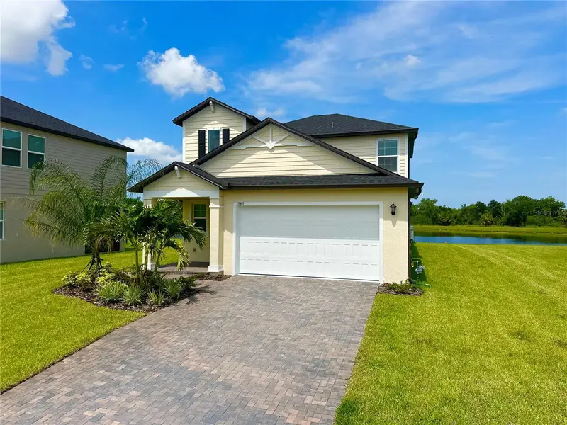 11905 71st Pl E, FL