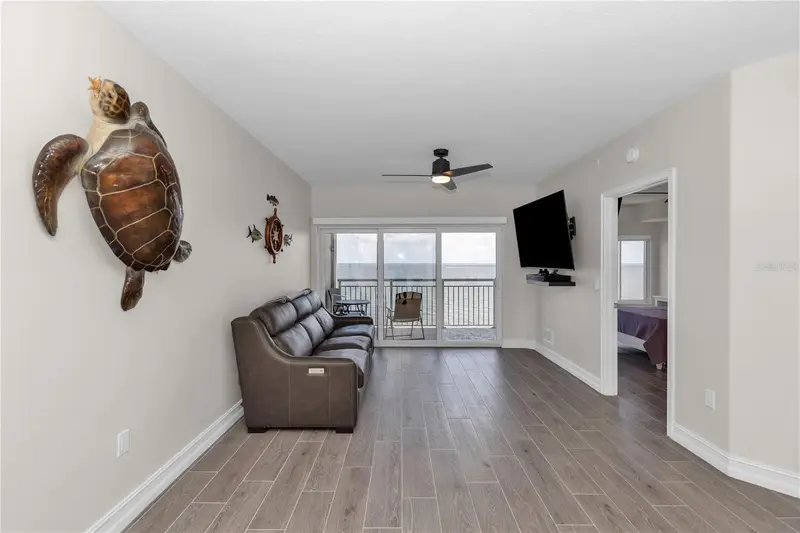 1805 Riverside Dr #506, FL