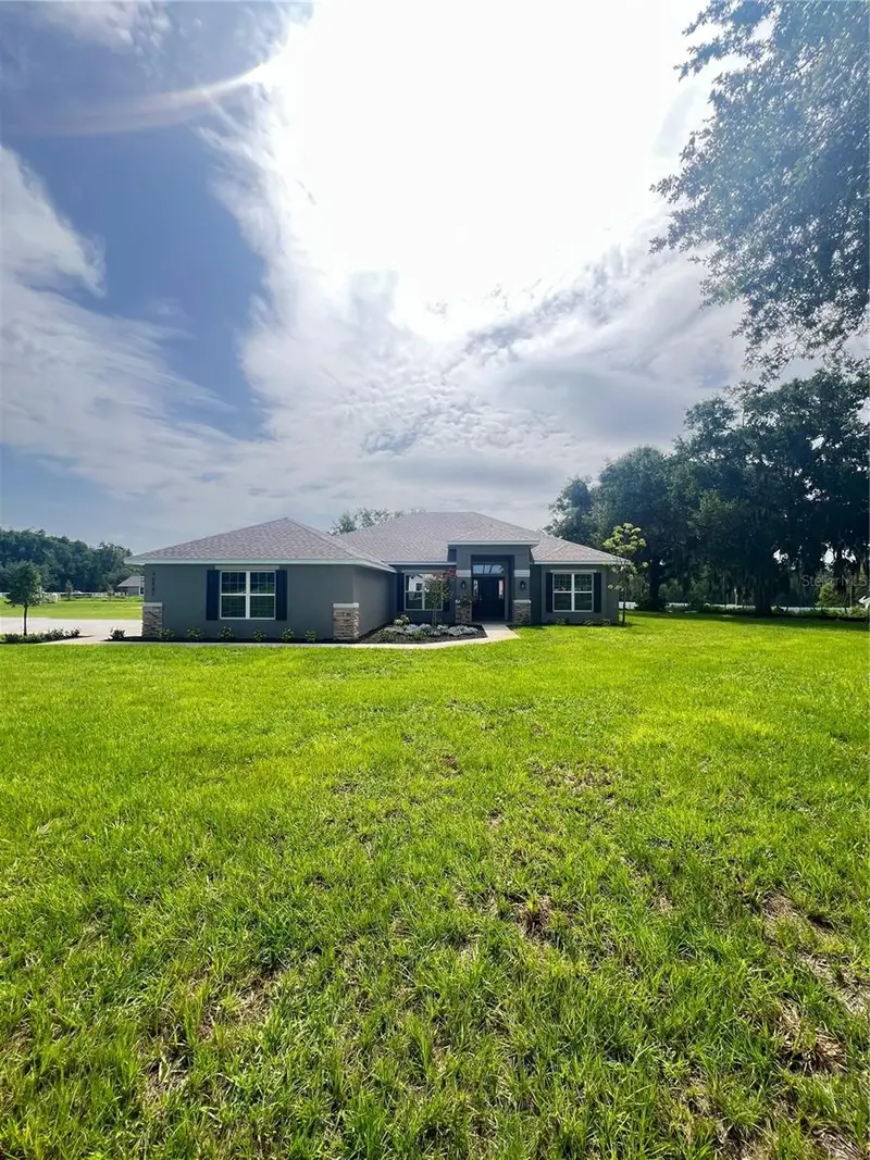36861 Hidden View Cir, FL