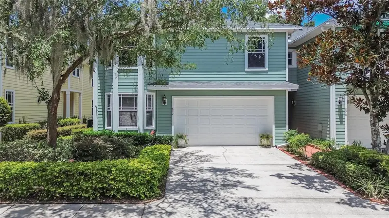 822 Lumsden Reserve Dr, FL