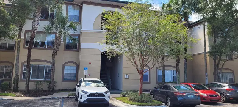 17104 Carrington Park Dr #513, FL