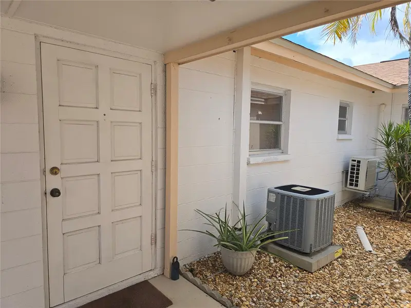 5064 Live Oak Cir #5064, FL