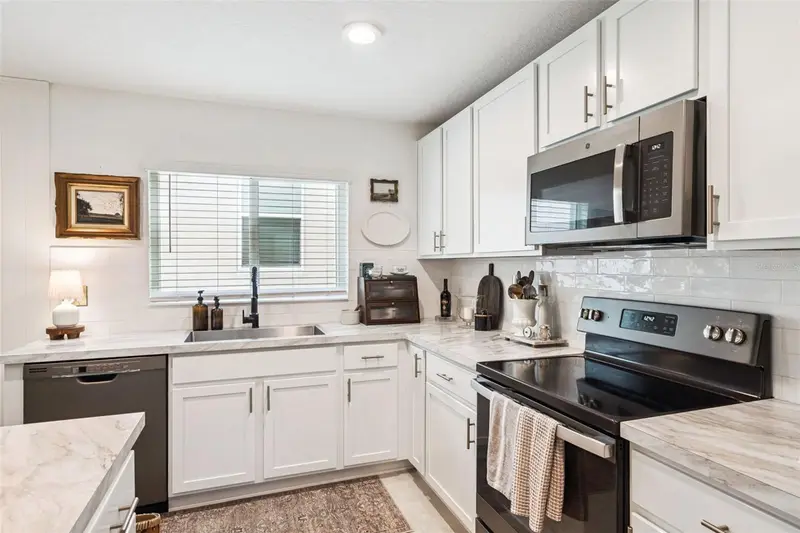1657 Wilson Prairie Cir, FL