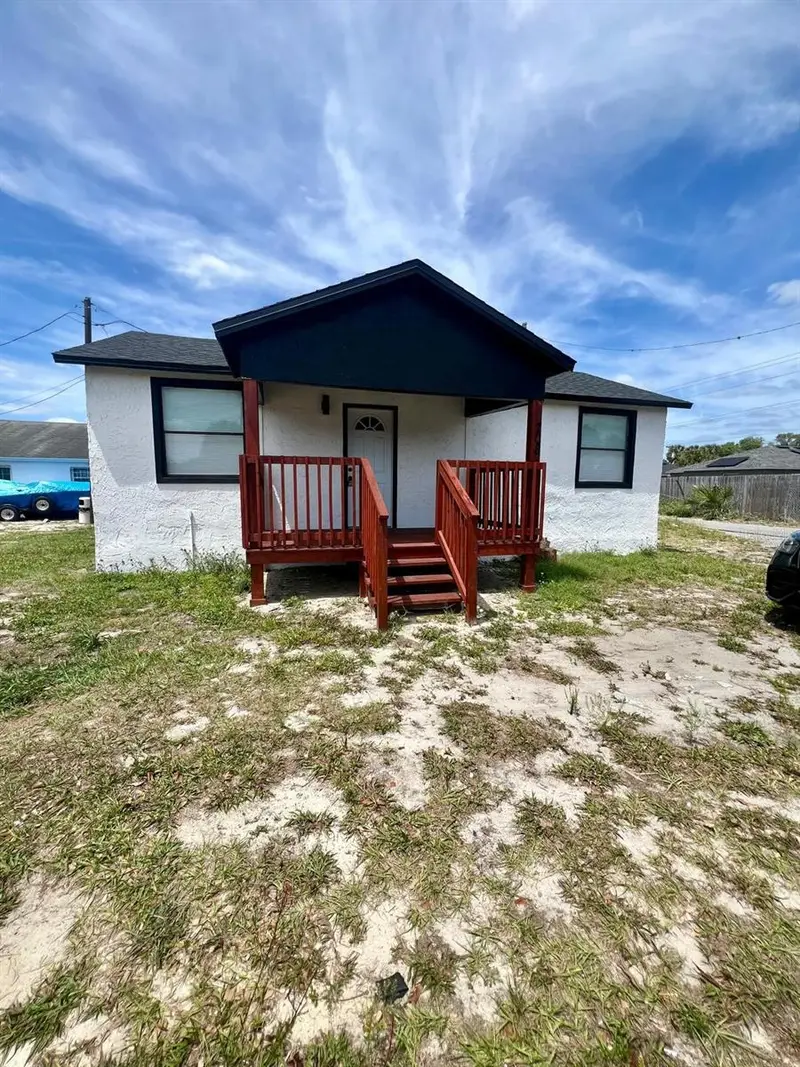 708 Martin L King Jr Ave, FL