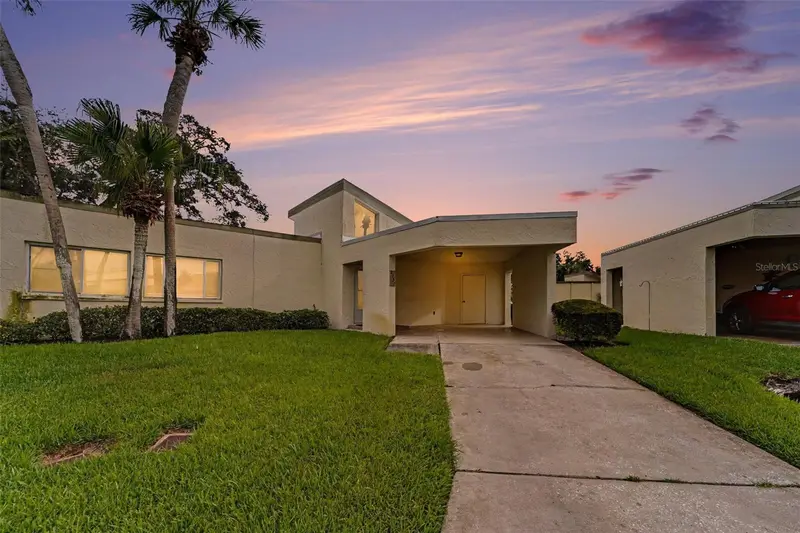 2737 Haverhill Ct, FL