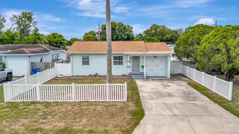 3144 33rd Ave N, FL