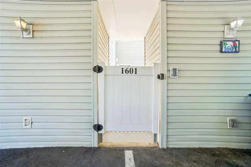 8350 Savannah Trace Cir #1601, FL