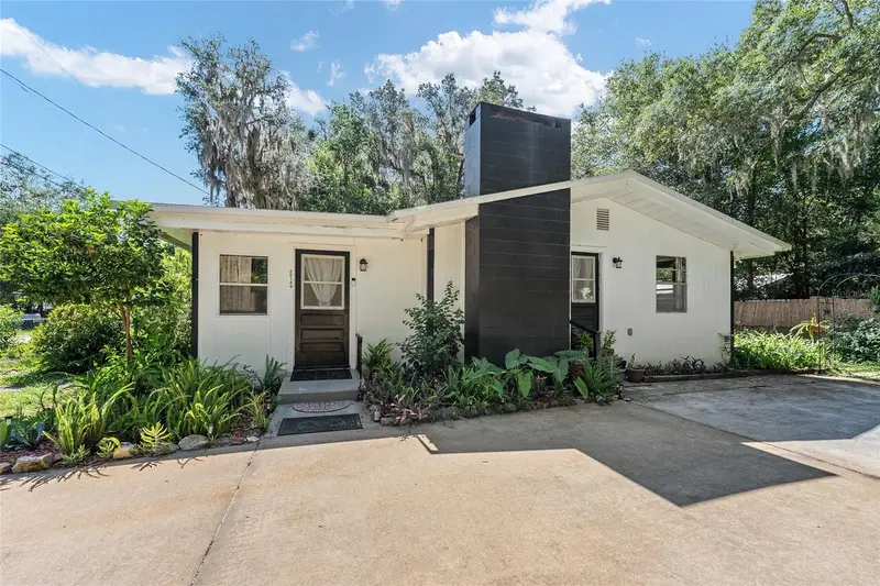 25140 Ne 133rd Pl, FL