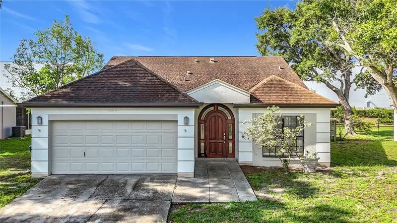 5664 25th Street Cir E, FL