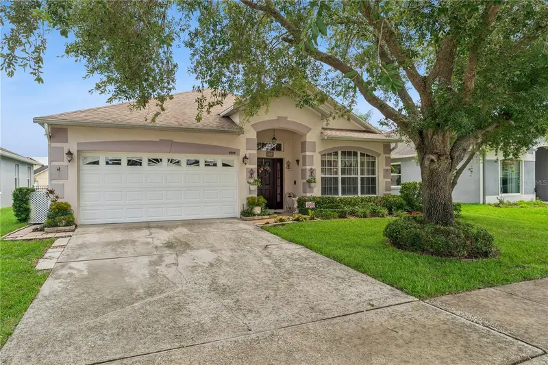9955 Medallion Bluff Ln, FL