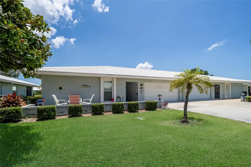 6615 10th Ave W, FL