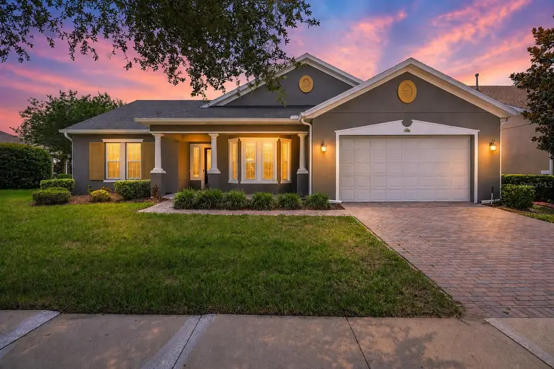 Groveland listing