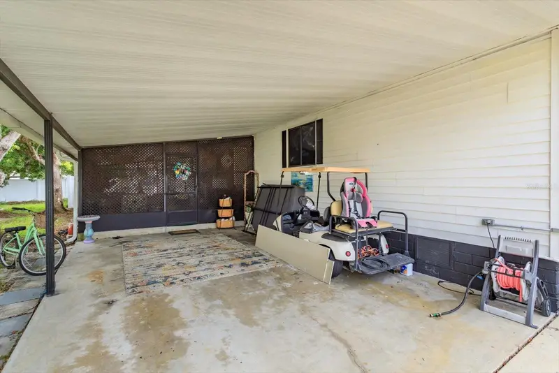 106 Leisure World Dr N, FL