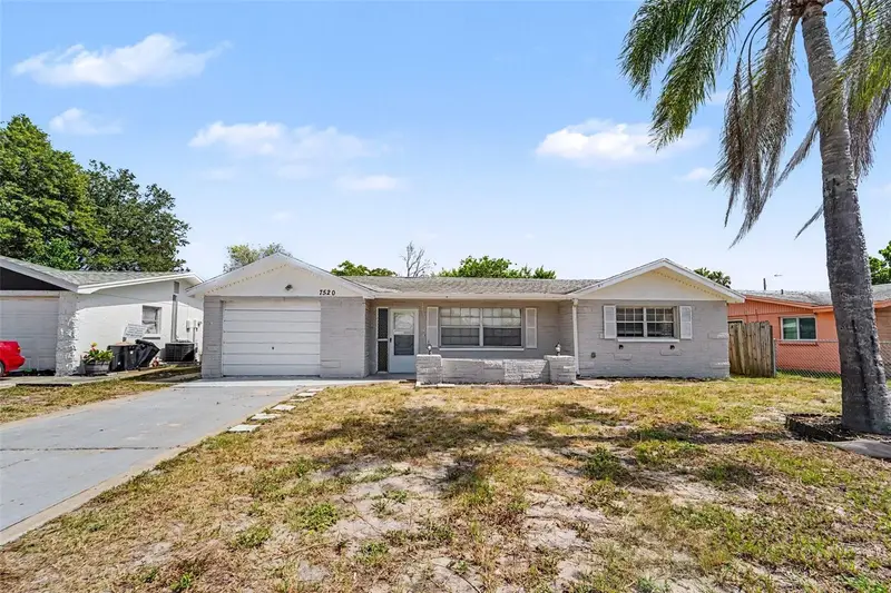 7520 Camelot Rd, FL