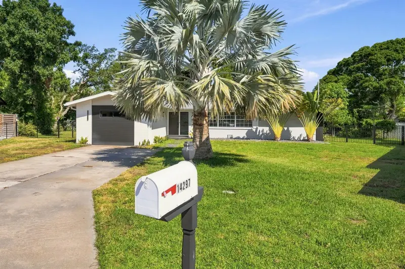 14297 Geneva Dr, FL