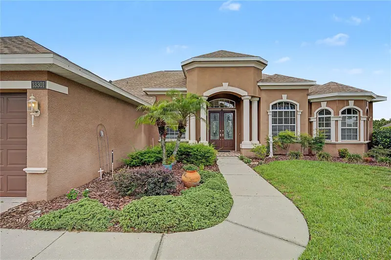 13301 Thoroughbred Dr, FL