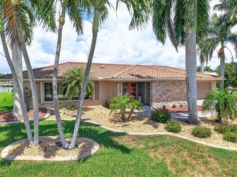 359 Bal Harbor Blvd, FL