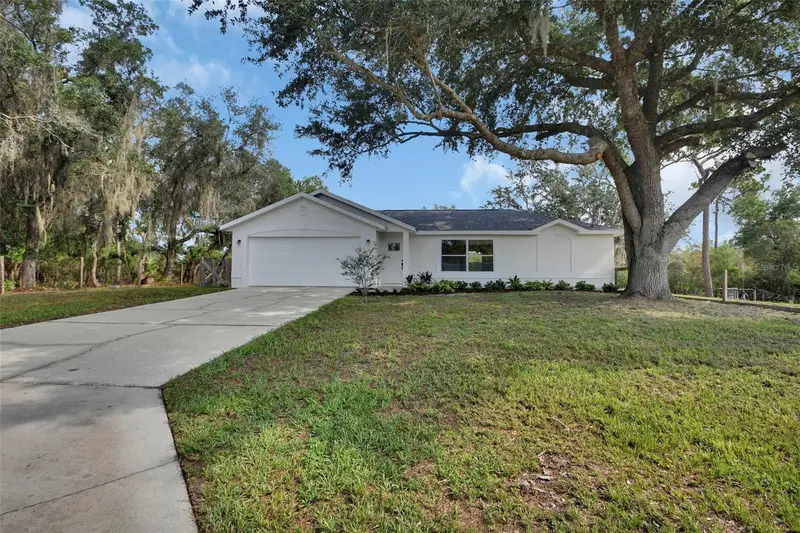 1251 Seminole Dr, FL
