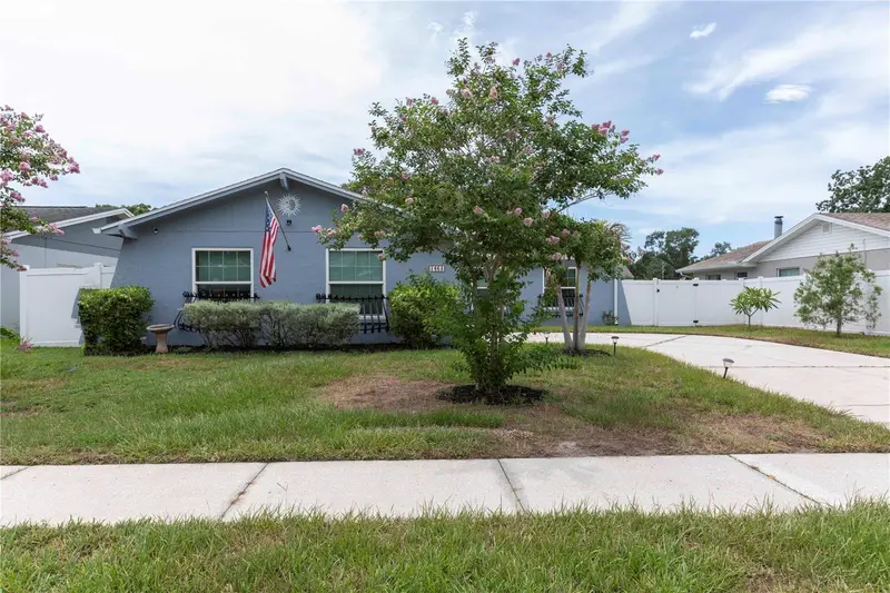 1468 Sandalwood Dr, FL