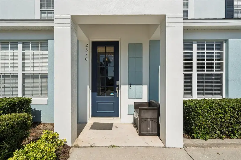2530 Maneshaw Ln, FL