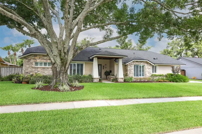 280 W Spring Lake Dr, FL