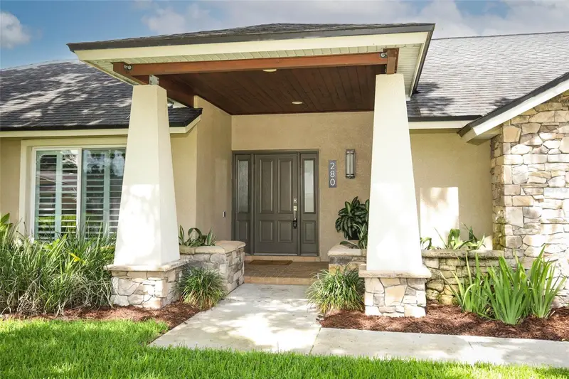 280 W Spring Lake Dr, FL