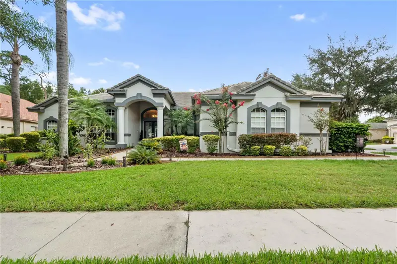 21127 Lake Vienna Dr, FL