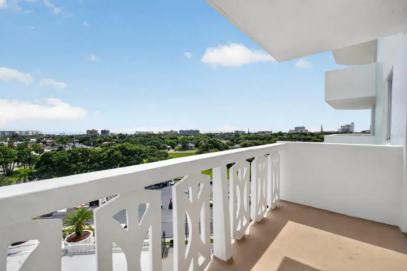 925 N Halifax Ave #710, FL