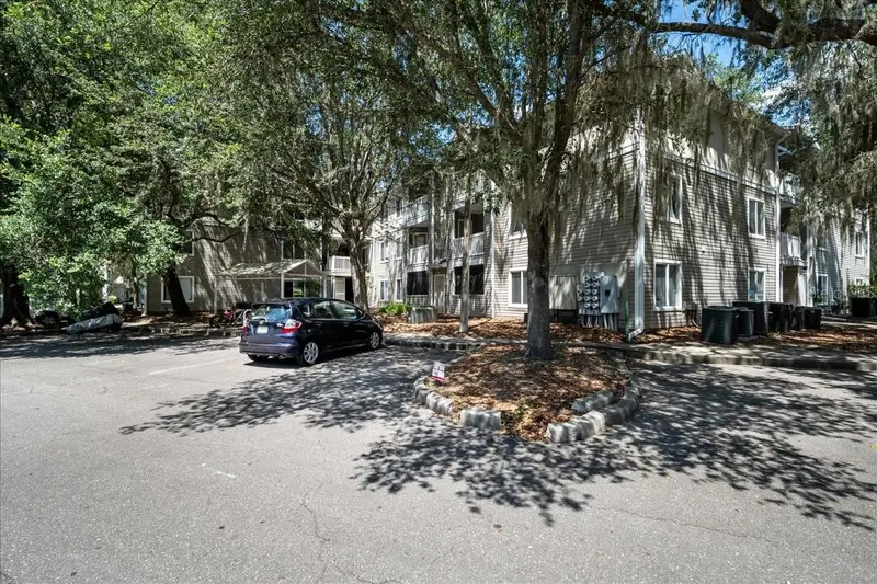 4000 Sw 23rd St #4-305, FL