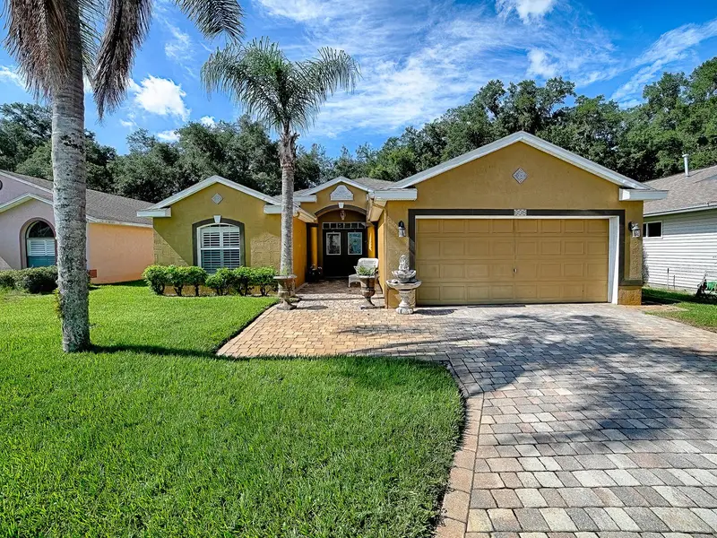 830 Old Oaks Ln, FL