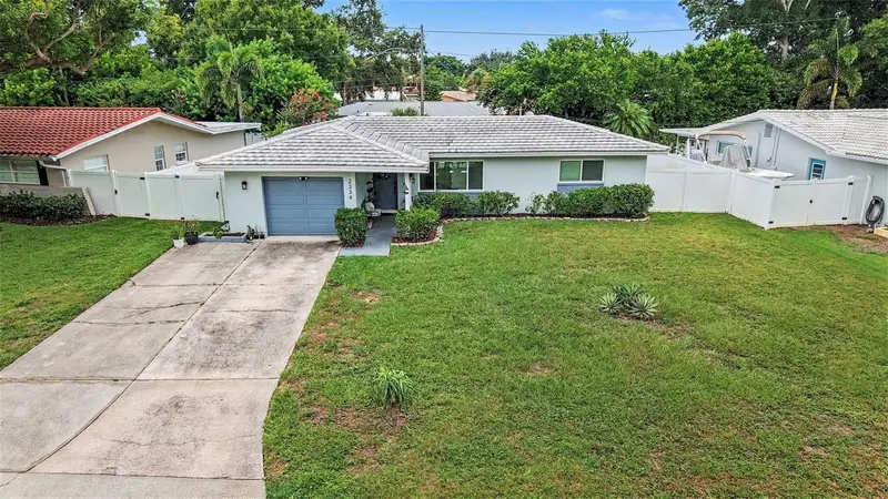 2334 Tudor Ln, FL