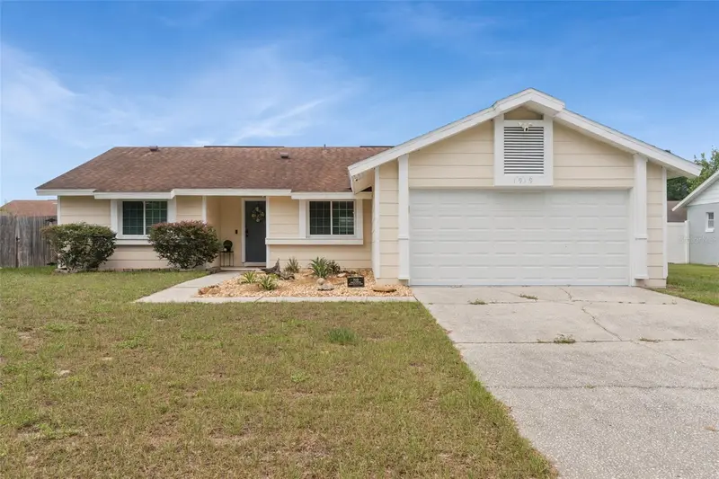 1919 Deanna Dr, FL