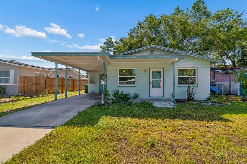 6706 S Mascotte St, FL