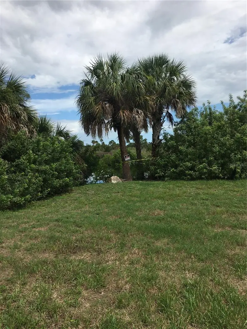 153 N Croft Ave, FL