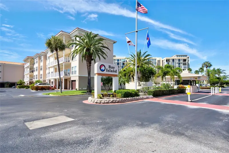 7600 Sun Island Dr S #804, FL