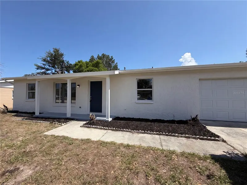 9281 Bay Dr, FL