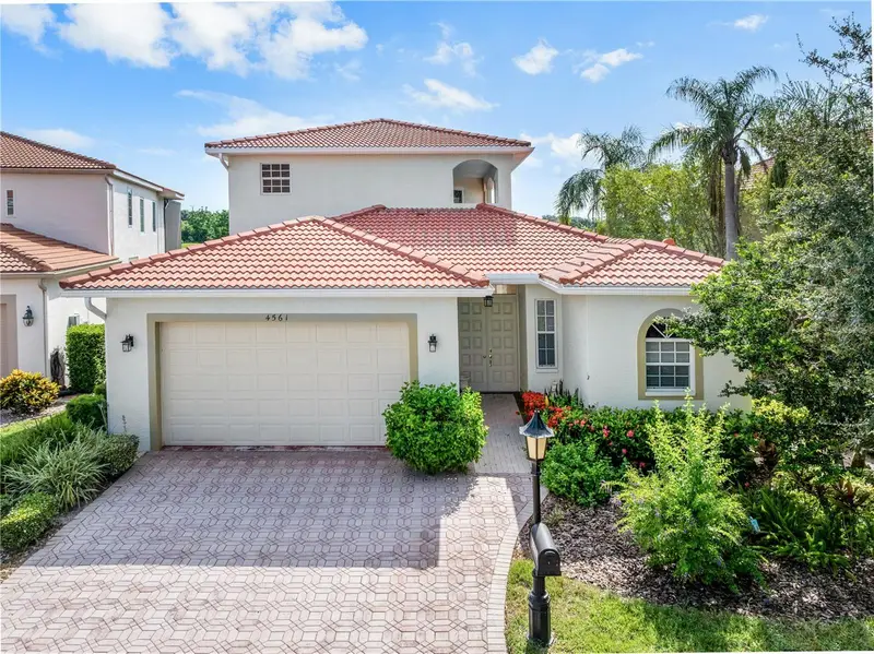 4561 Murcia Blvd #13, FL