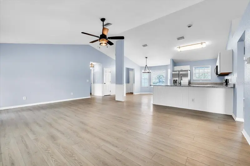 1708 Blue Lake Cir, FL
