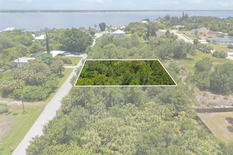 186 Northshore Ter, FL