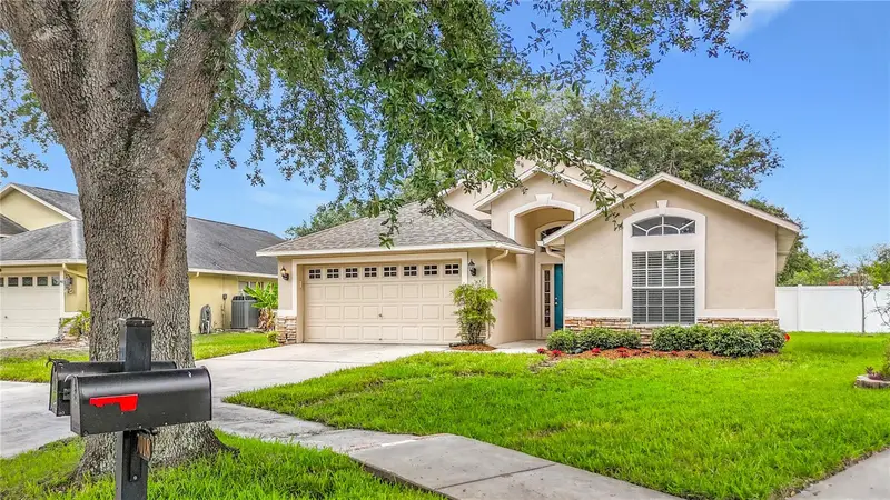 7016 Jamestown Manor Dr, FL