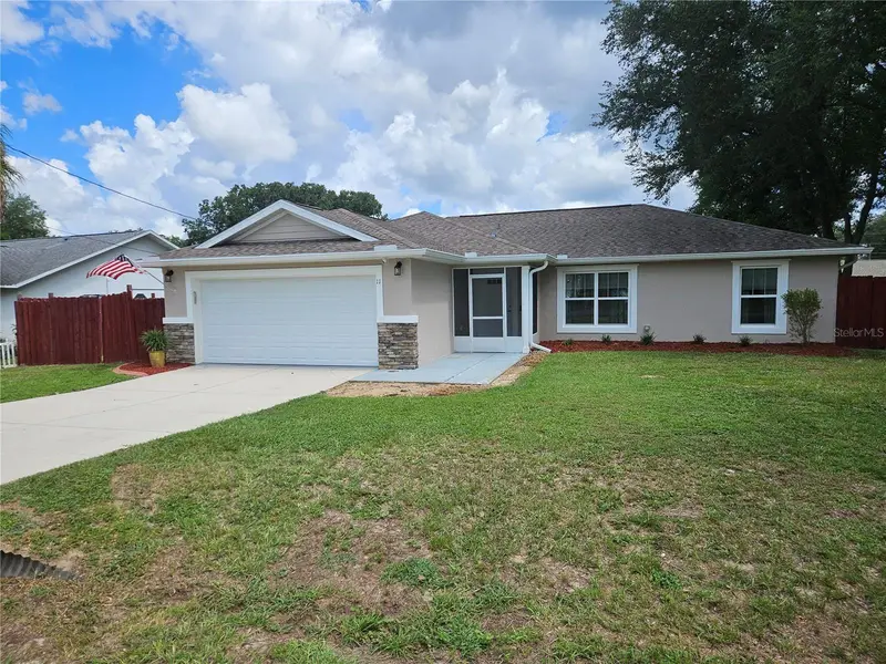 11 Almond Trl, FL