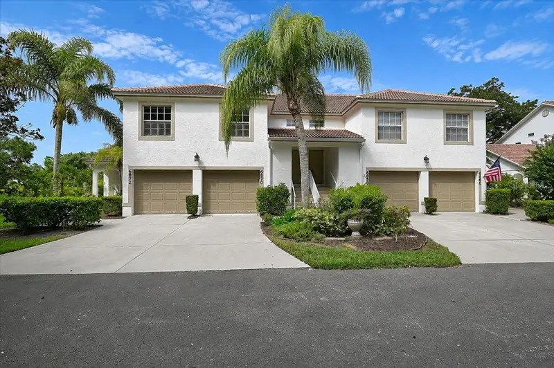 6870 Fairview Ter, FL